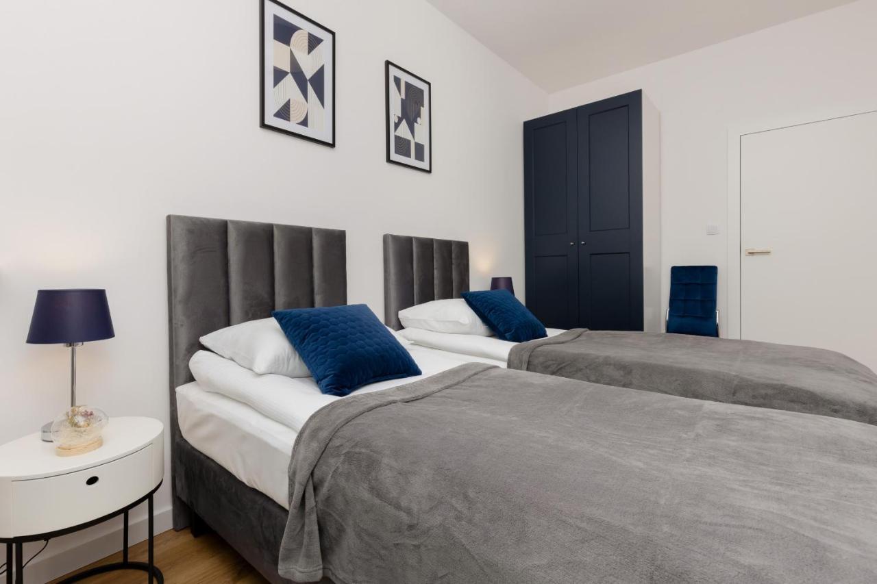 Apartment Avenue Solidarnosci On Wola By Noclegi Renters Varsavia Esterno foto