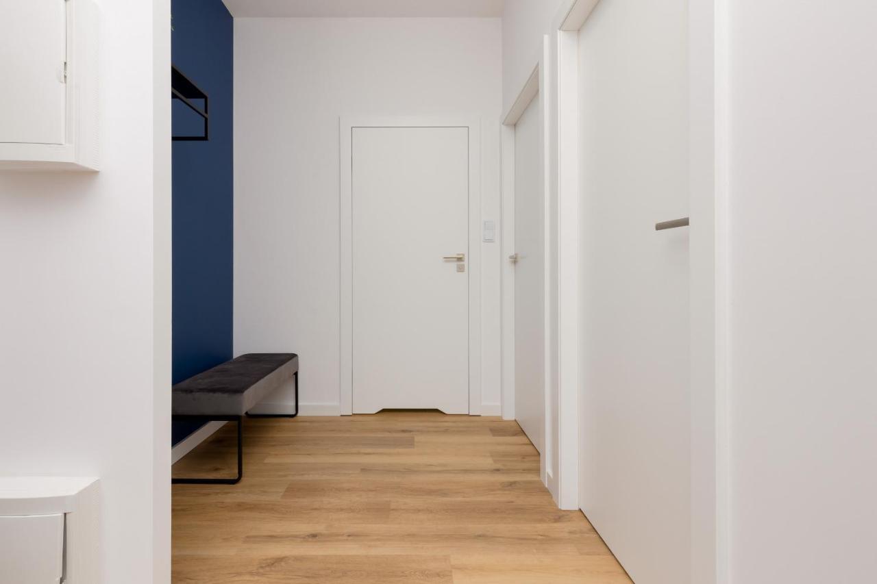 Apartment Avenue Solidarnosci On Wola By Noclegi Renters Varsavia Esterno foto