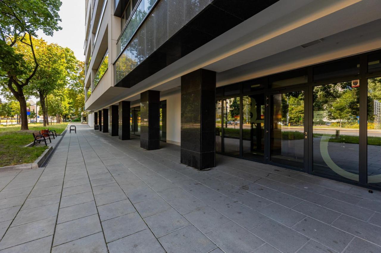 Apartment Avenue Solidarnosci On Wola By Noclegi Renters Varsavia Esterno foto